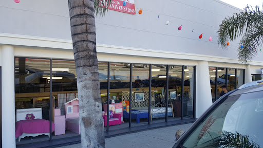 Furniture Store «M&M Furniture», reviews and photos, 7703 Pacific Blvd, Huntington Park, CA 90255, USA