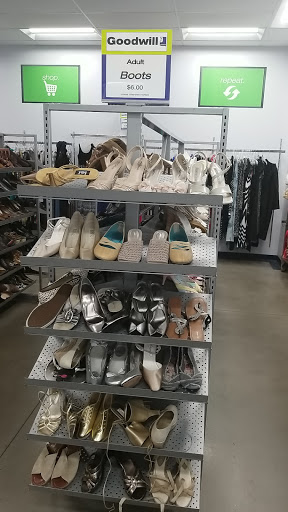 Thrift Store «Goodwill Virginia Center Retail Store», reviews and photos, 10231 Washington Hwy, Glen Allen, VA 23059, USA