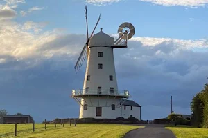 Llancayo Windmill image