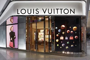 Louis Vuitton Gold Coast Pacific Fair image