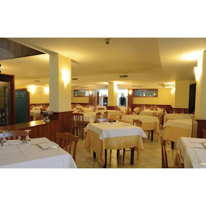 Ristorante Hotel da Roverino Via Ascoli, 10, 63087 Comunanza AP, Italia