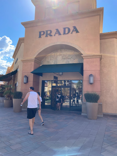 Shopping Mall «Desert Hills Premium Outlets», reviews and photos, 48400 Seminole Dr, Cabazon, CA 92230, USA