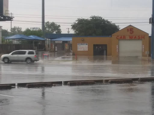 Car Wash «Fast Track Express Wash», reviews and photos, 6402 San Pedro Ave, San Antonio, TX 78216, USA