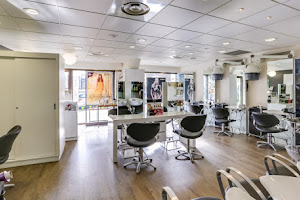 KOME Salon & SPA AVEDA Cergy le Haut