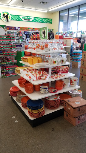 Dollar Store «Dollar Tree», reviews and photos, 5686 S Redwood Rd, Taylorsville, UT 84123, USA