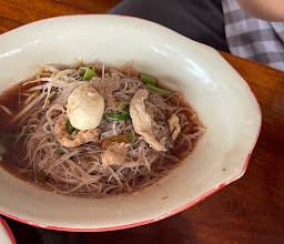 ร้านก๋วยเตี๋ยวต้นไผ่ photo