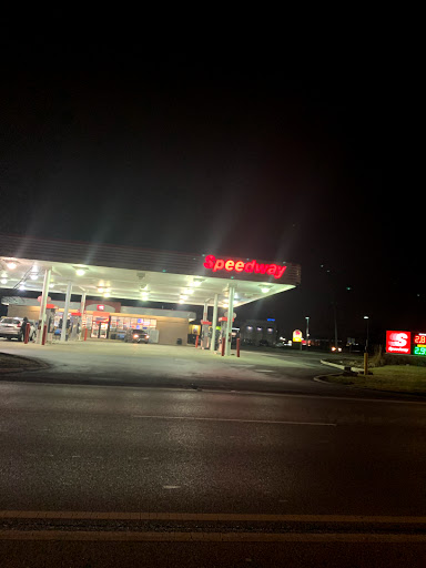 Gas Station «Speedway», reviews and photos, 505 Townline Rd, Mundelein, IL 60060, USA
