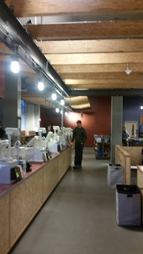 Camping Store «REI», reviews and photos, 1405 NW Johnson St, Portland, OR 97209, USA