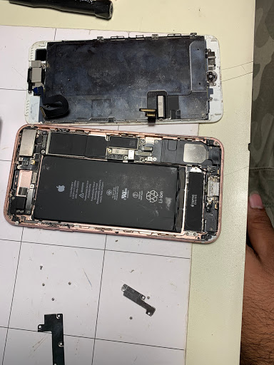 Electronics Repair Shop «uBreakiFix», reviews and photos, 4734 S Kirkman Rd, Orlando, FL 32811, USA