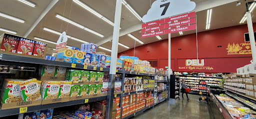 Grocery Store «Grocery Outlet Bargain Market», reviews and photos, 1116 4th St, Santa Rosa, CA 95404, USA