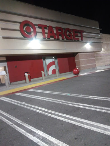 Department Store «Target», reviews and photos, 950 E 33rd St, Signal Hill, CA 90755, USA