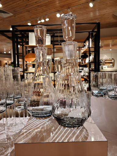 Furniture Store «Crate and Barrel», reviews and photos, 3965 Townsfair Way, Columbus, OH 43219, USA