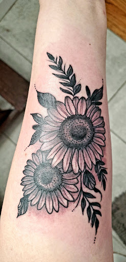 Tattoo and Piercing Shop «Heart & Soul», reviews and photos, 766 Plumas St, Yuba City, CA 95991, USA