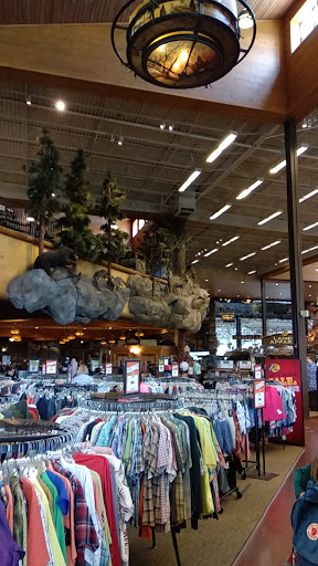 Sporting Goods Store «Bass Pro Shops», reviews and photos, 7777 Victoria Gardens Ln, Rancho Cucamonga, CA 91739, USA