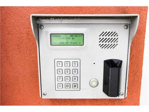 Storage Facility «Extra Space Storage», reviews and photos, 430 N Dixie Hwy, Hollywood, FL 33020, USA