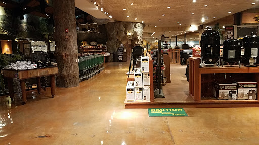Sporting Goods Store «Bass Pro Shops», reviews and photos, 7777 Victoria Gardens Ln, Rancho Cucamonga, CA 91739, USA