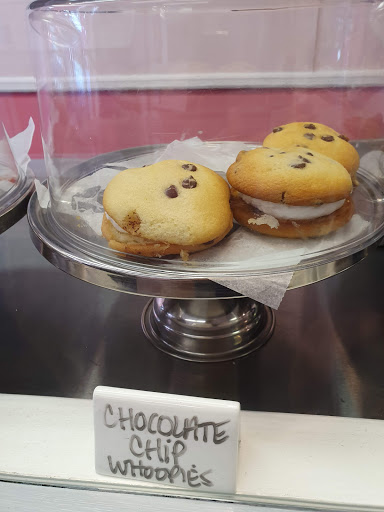 Bakery «Pink Pastry Shop», reviews and photos, 75 Main St, Bar Harbor, ME 04609, USA