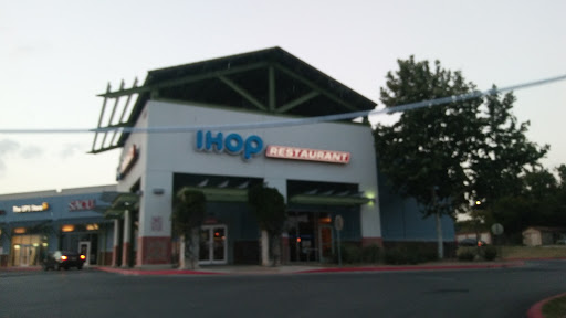 Shopping Mall «McCreless Corner Shopping Center», reviews and photos, 3818 S New Braunfels Ave, San Antonio, TX 78223, USA