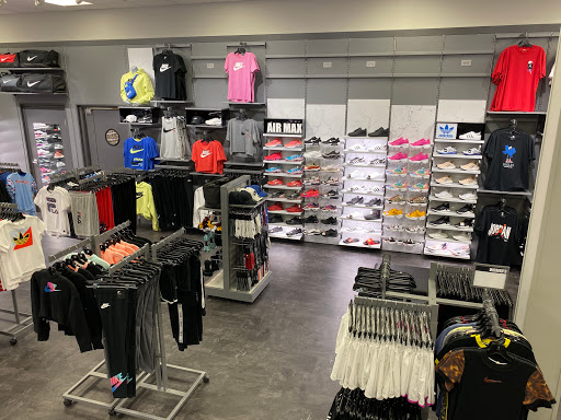 Shoe Store «Hibbett Sports», reviews and photos, 2201 S Interstate 35 E Ste S05A, Denton, TX 76205, USA