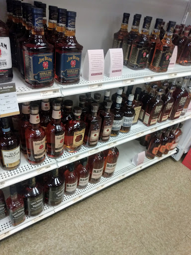 Liquor Store «Wine & Spirits Shoppe», reviews and photos, 1622 Lincoln Hwy, Lancaster, PA 17602, USA