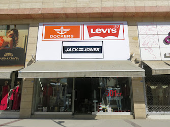Mersinli Konfeksiyon Ltd. Şti/Levis-Dockers Mağazası