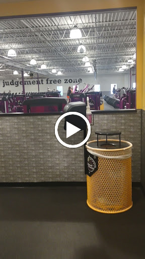 Gym «Planet Fitness», reviews and photos, 1007 E Grand River Ave, Brighton, MI 48116, USA