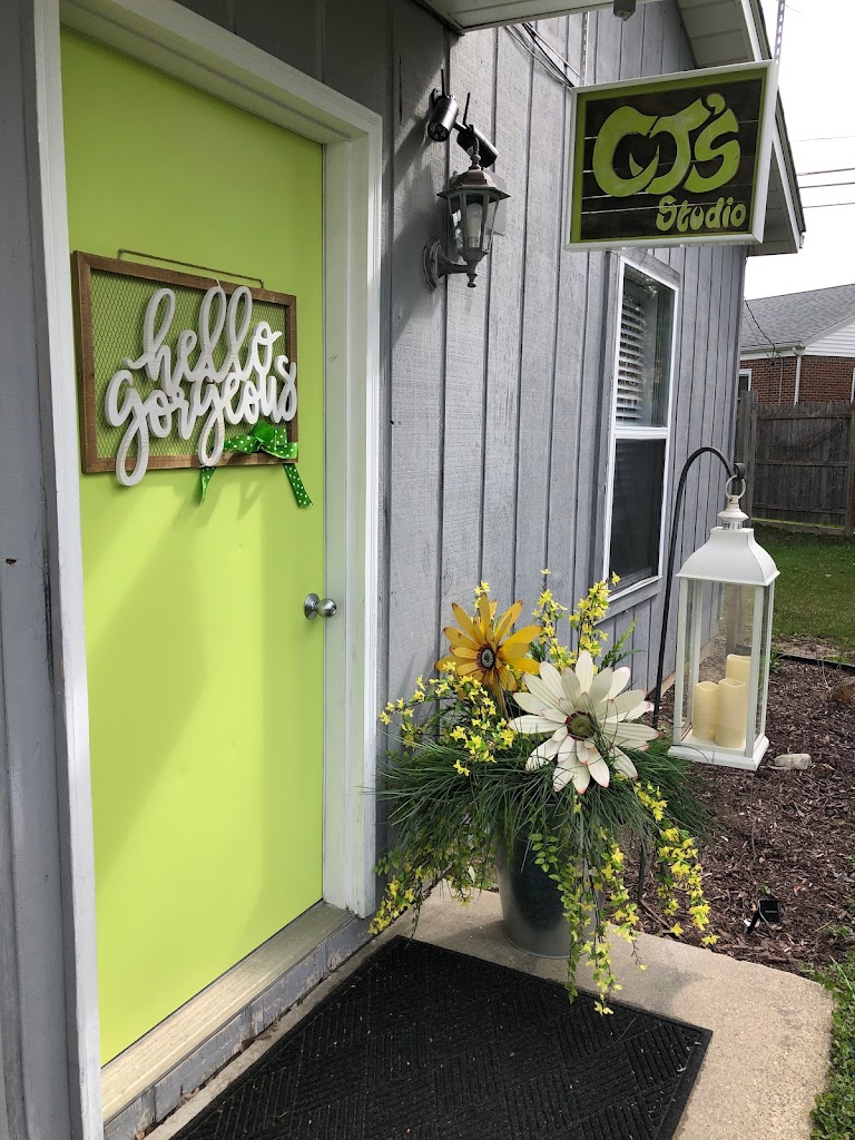 CJ's Studio 48040