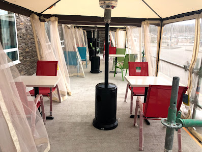 Ricky's All Day Grill - Hinton 340 Smith St, Hinton, AB T7V 2A1, Canada