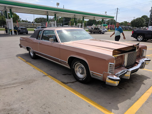 Gas Station «BP», reviews and photos, 1000 E Southline Rd, Tuscola, IL 61953, USA