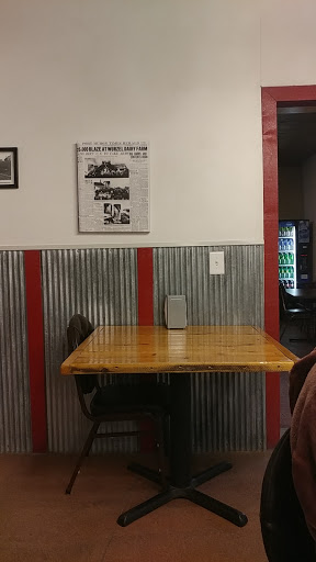 Ice Cream Shop «Milkhouse Ice Cream and Coffee Cafe», reviews and photos, 4189 Keewahdin Rd, Fort Gratiot Twp, MI 48059, USA