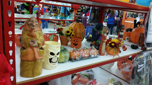 Thrift Store «Garland Road Thrift Store», reviews and photos, 10030 Garland Rd, Dallas, TX 75218, USA