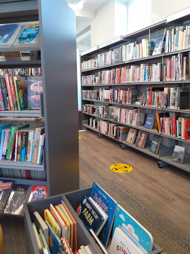 New Earswick Library - Shop