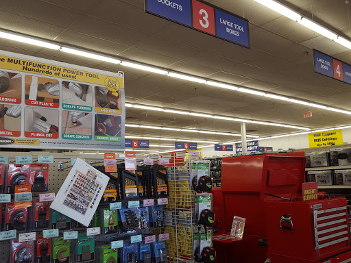 Hardware Store «Harbor Freight Tools», reviews and photos, 2658 Peters Creek Pkwy, Winston-Salem, NC 27127, USA