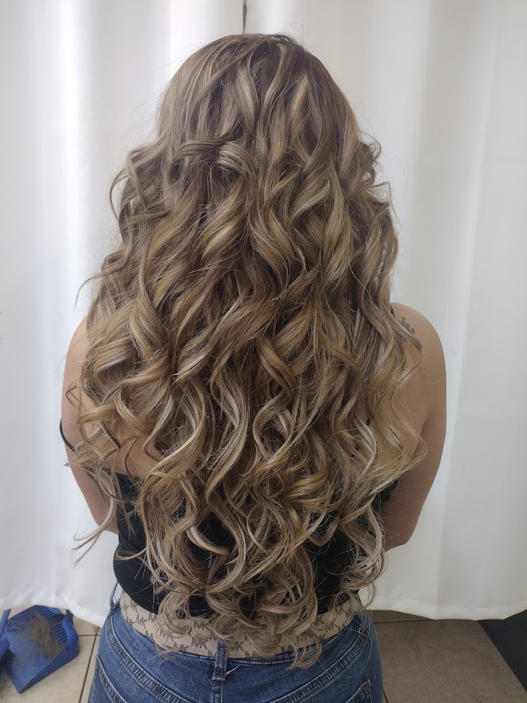 Beauty & Style Hair Salon 77530