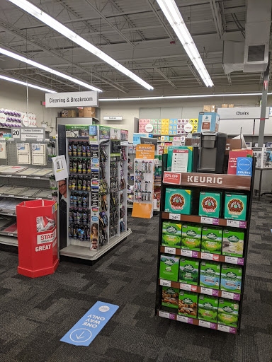 Office Supply Store «Staples», reviews and photos, 820 S Riverside Dr, Iowa City, IA 52246, USA