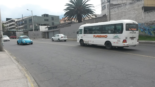 VGX3+287, Quito 170134, Ecuador