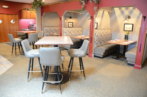 Banquet Hall «Woodbine Bend Golf Course and Restaurant», reviews and photos, 3500 E Center Rd, Stockton, IL 61085, USA