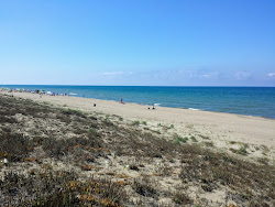 Photo de Spiaggia delle Sterlizie avec rivage droit, long