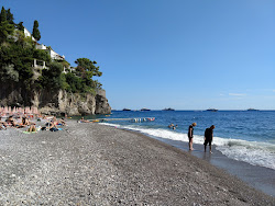 Foto van Arienzo Beach met kleine baai