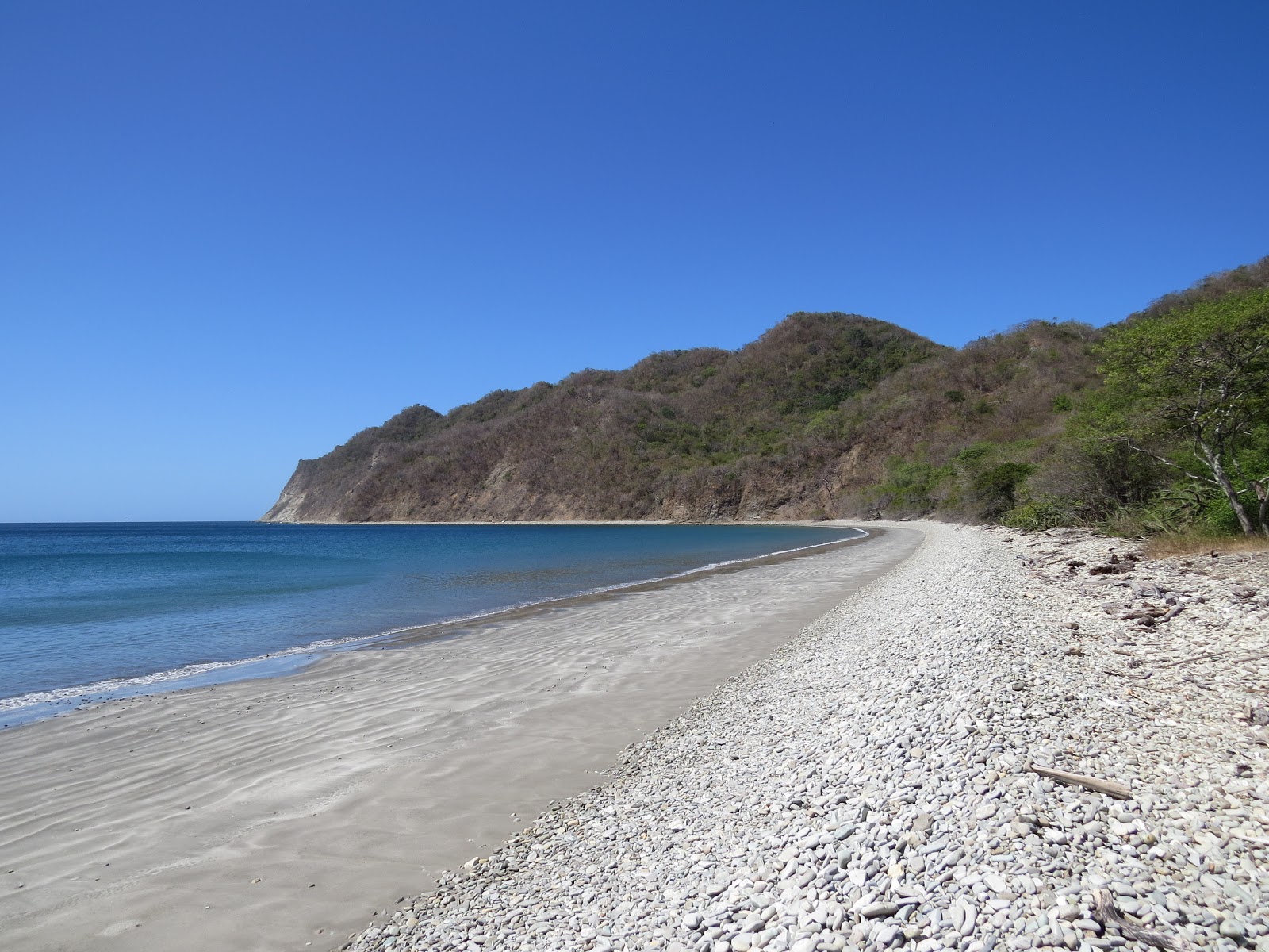 Blanca beach'in fotoğrafı turkuaz su yüzey ile