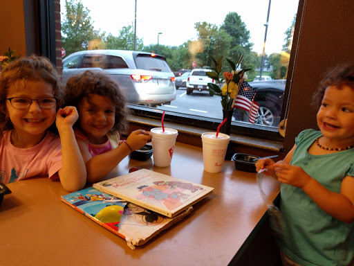 Fast Food Restaurant «Chick-fil-A», reviews and photos, 211 Eagleview Blvd, Exton, PA 19341, USA