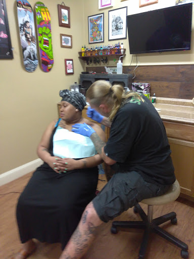Tattoo Shop «Planet Ink Tattoos», reviews and photos, 3968 Jimmy Lee Smith Pkwy #102, Hiram, GA 30141, USA