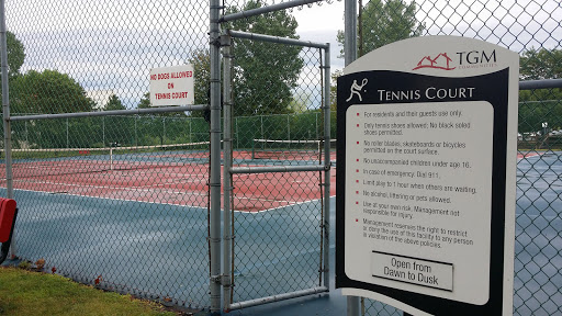 Restaurant «Connelly Park», reviews and photos, 64 Azalea Dr, Schaumburg, IL 60173, USA