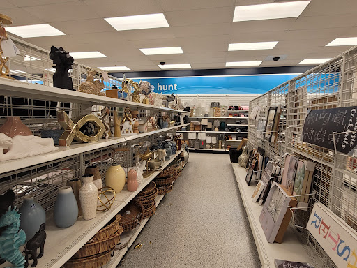 Clothing Store «Ross Dress for Less», reviews and photos, 12680 W Sunrise Blvd, Sunrise, FL 33323, USA