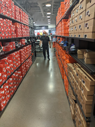 Sporting Goods Store «Nike Factory Store», reviews and photos, 447 Great Mall Dr #484, Milpitas, CA 95035, USA