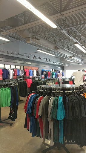 Clothing Store «Nike Factory Store», reviews and photos, 4401 N Interstate Hwy 35 #399, Round Rock, TX 78664, USA