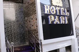Hotel Pari image