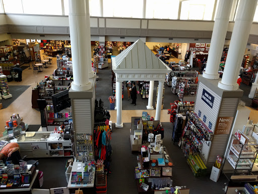 Book Store «University of Virginia Bookstore», reviews and photos, 400 Emmet St S, Charlottesville, VA 22903, USA