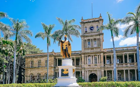 King Kamehameha Statue image