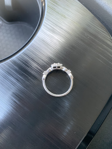 Jewelry Store «Design One Jewelers», reviews and photos, 2547 Countryside Blvd #4, Clearwater, FL 33761, USA